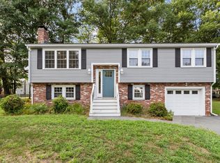 25 Glenwood Rd, Tewksbury, MA 01876