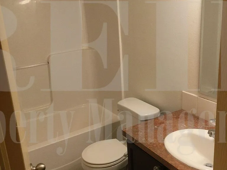 20199 Hogue Pl NE — Photo 34
