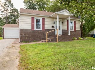316 S 2nd St, Marion, IL 62959