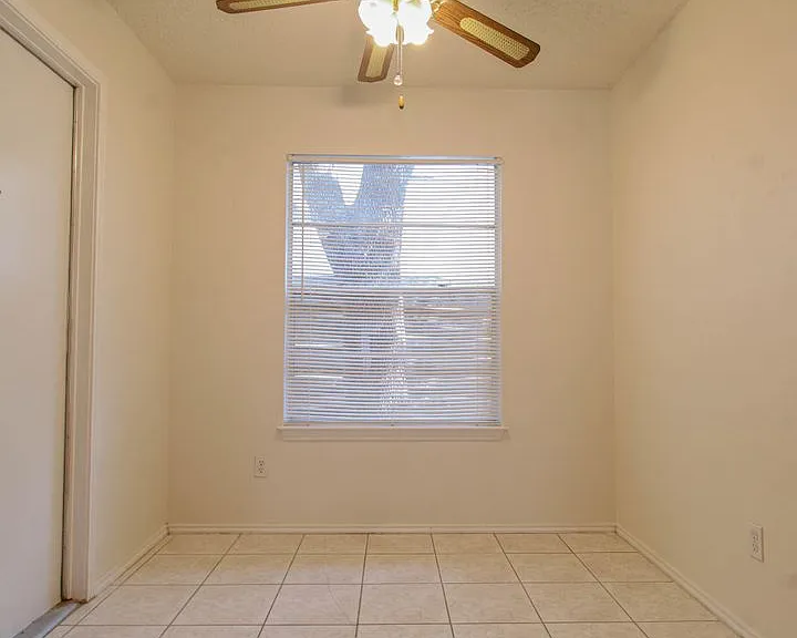 6214 Ridge Glade St — Photo 14