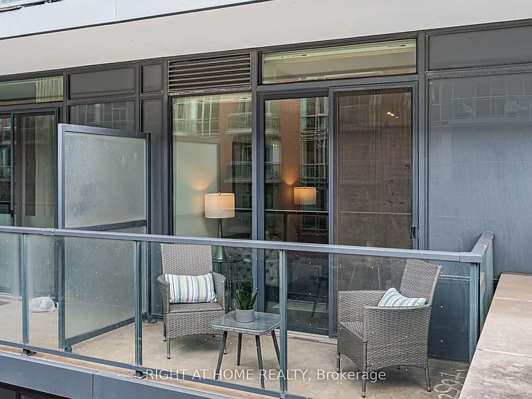 105 George St #312 — Photo 25