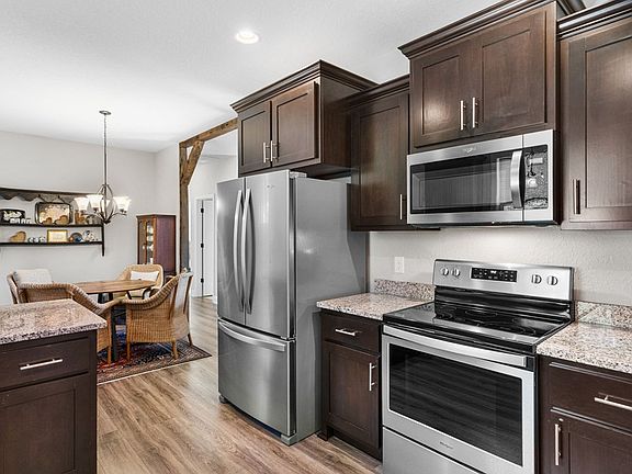 3rd image of 1358 Brasstown Ln