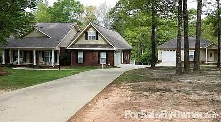 Main House on Left/Guest house on right