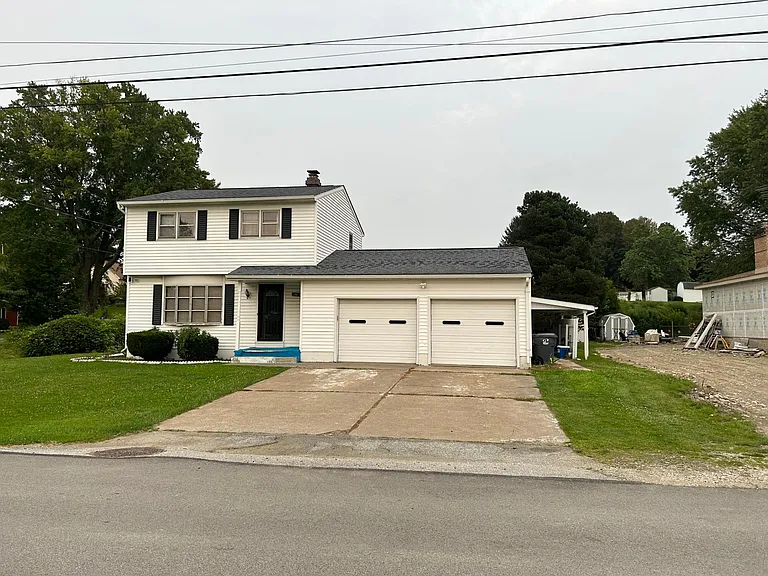 5803 Crowell St — Photo 2