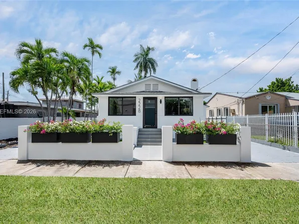 2228 SW 2nd St, Miami, FL 33135