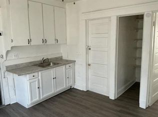 4131 Woodbridge Ave, Cleveland, OH 44109