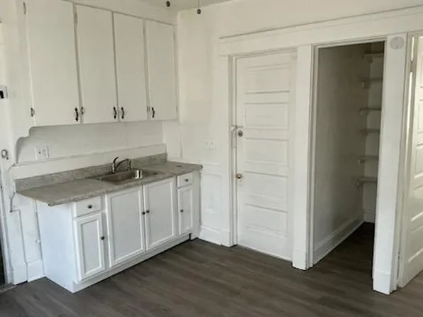 4131 Woodbridge Ave, Cleveland, OH 44109