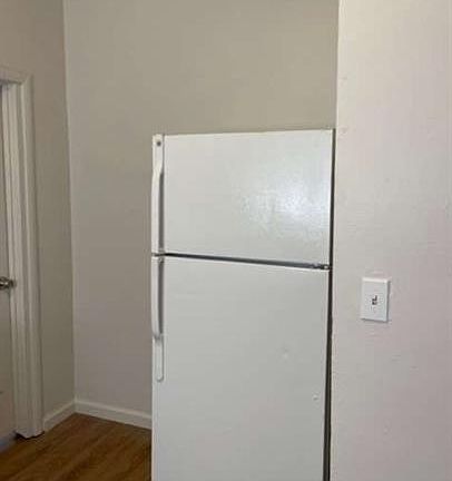 5th image of 941 N Madison St #933C