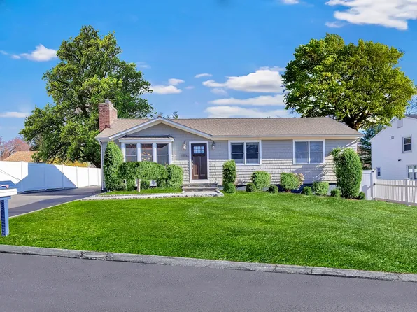 154 Warsaw Street, Fairfield, CT 06825