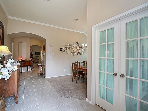 Welcome to your new home at 20202 Ray Falls in Willow Falls.  This wonderful 3 bedroom, 2 bath home also has a private study, formal dining room, computer desk area, covered back patio, private spacious master suite, and of course, a stunning kitchen