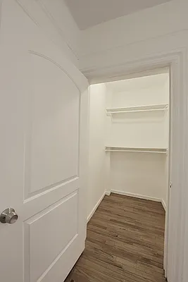 Rented by LEE & ASSOCIATES NYC RESIDENTIAL LLC | media 6