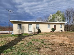 2797 State Highway 16 N, Taylorsville, NC 28681