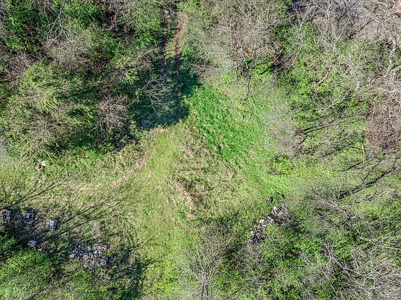 4th image of 227 Spero Rd