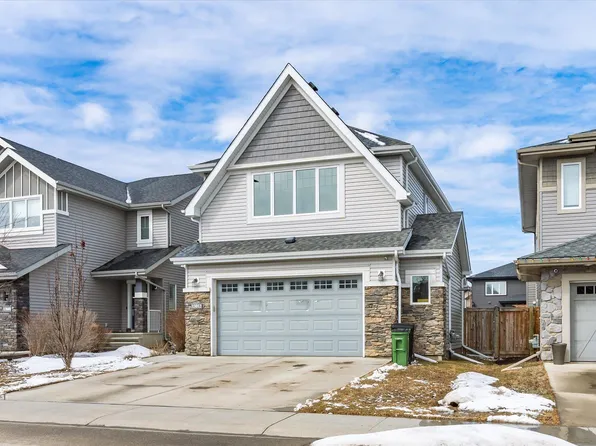 13012 207th St NW, Edmonton, AB T5S 0K1