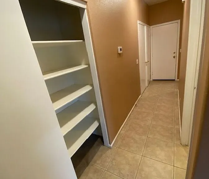 8862 W Shaw Butte Dr — Photo 28