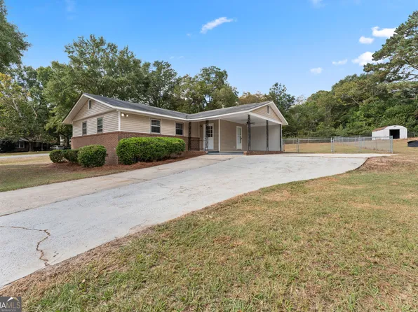 203 Bassett St, Centerville, GA 31028