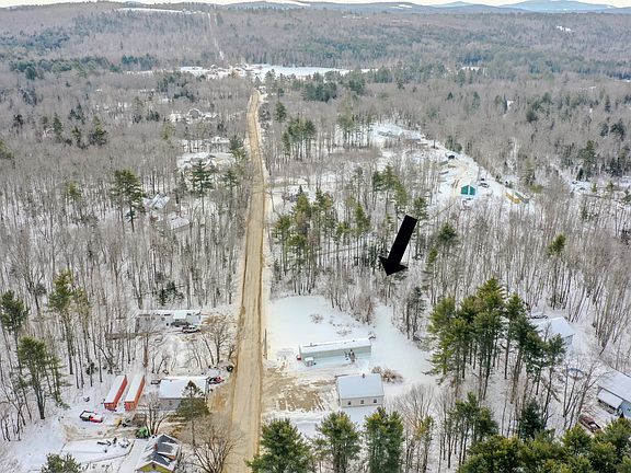 5th image of 9 Rolerson Rd.