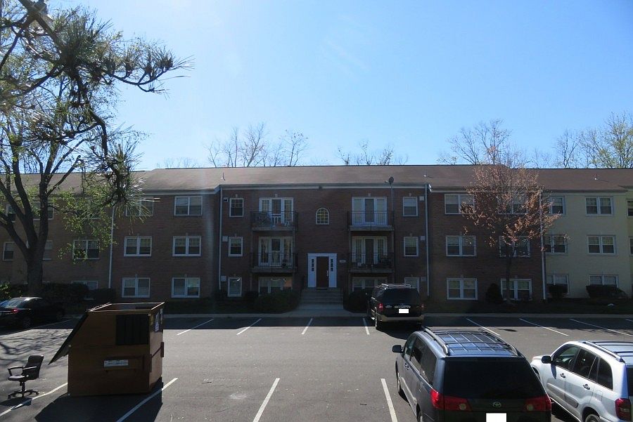 1st image of 9455 Fairfax Blvd APT 303