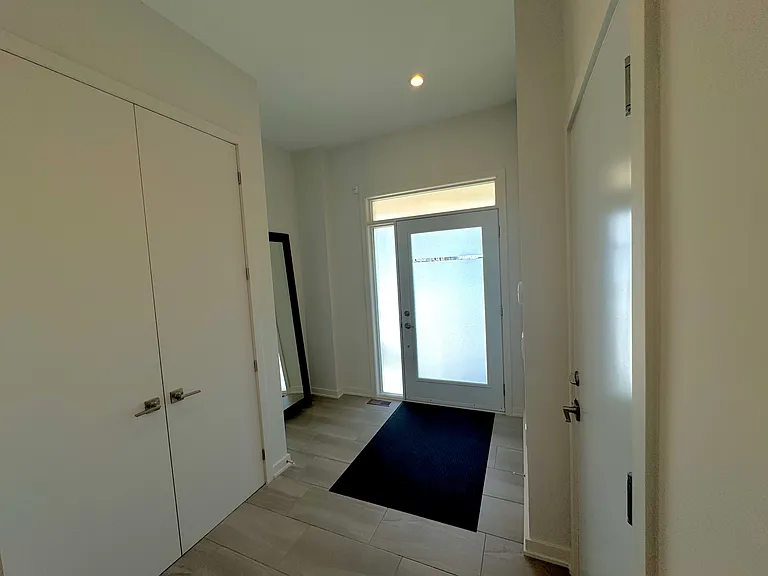 622 Summerhill St #1 — Photo 2