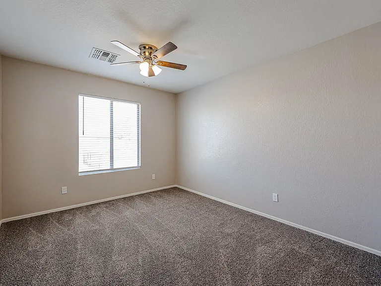2648 S 84th Gln — Photo 36