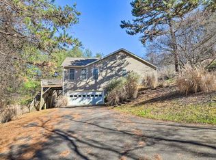 110 Southwood Dr, Weaverville, NC 28787