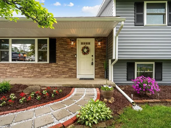 1 Christopher Cir, New Hartford, NY 13413