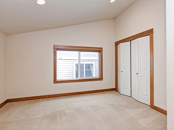 5th image of 5610A 15th Ave NE