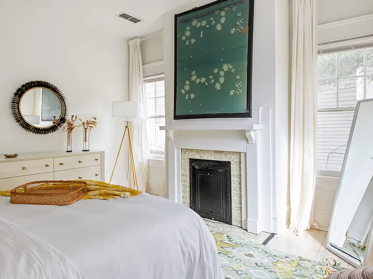 450 N Highland Ave NE #2 — Photo 40
