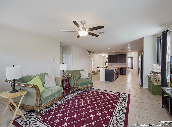5th image of 15331 McKays Lark