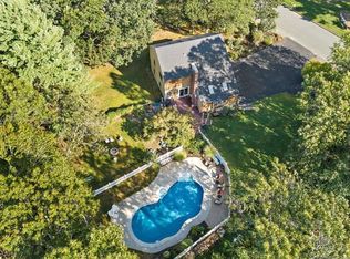 60 Ledgewood Dr, Hanover, MA 02339