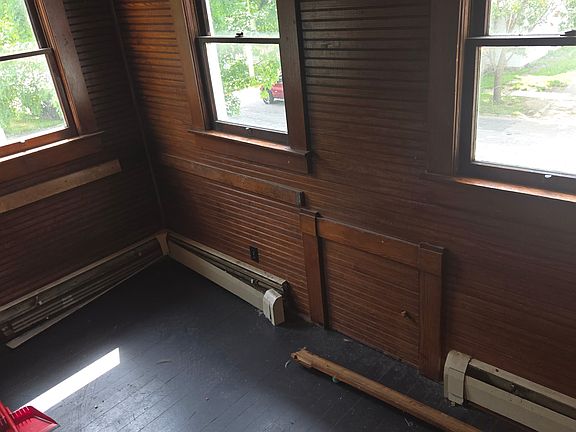 4th image of 400 E Wadsworth St #400