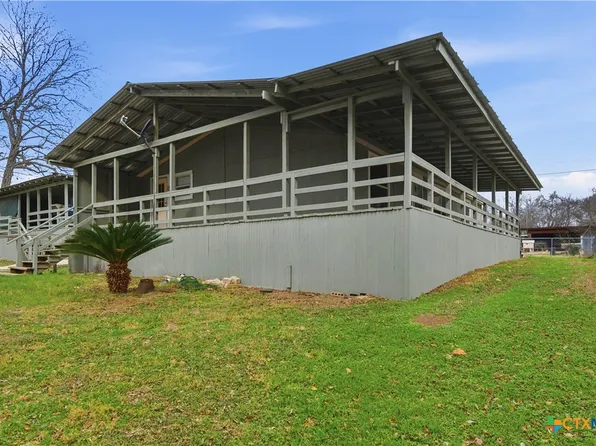 560 Canal Ln, New Braunfels, TX 78130