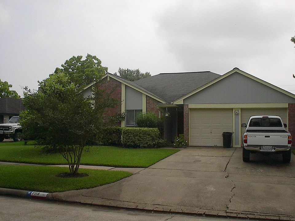 Front view of home from street