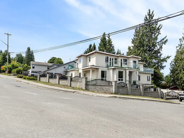 Millar Rd — Photo 10