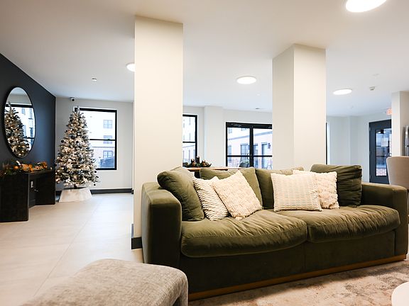 3rd image of 416 Highland Ave #410