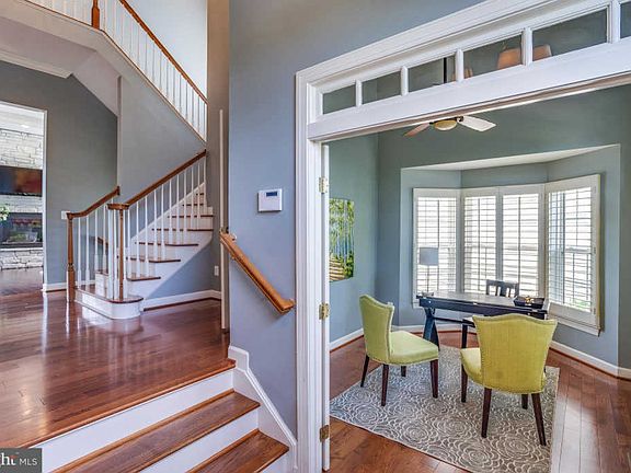 3rd image of 6353 Victor Gray Ct
