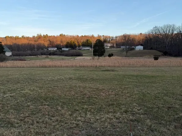 350 Raging River Dr, Capon Bridge, WV 26711