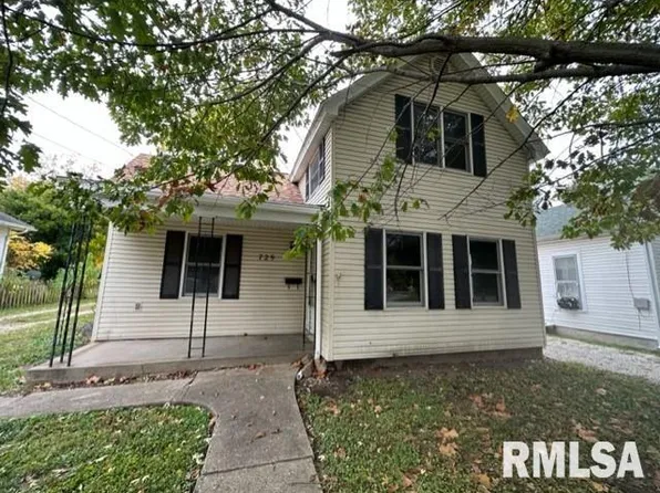 729 N Prairie St, Jacksonville, IL 62650