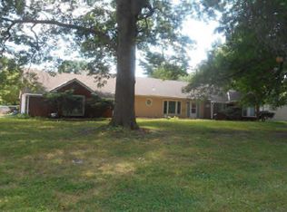 2811 S Westport Rd, Independence, MO 64052