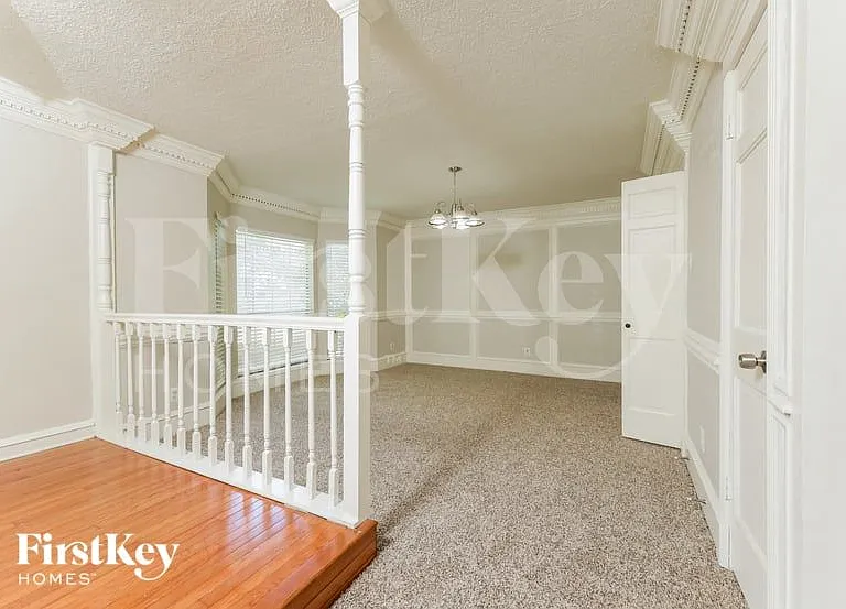 8334 Burwood Park Dr — Photo 5