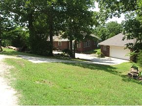 2nd image of 2309 Avalon Dr