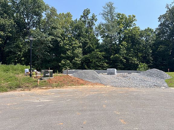 4th image of 661 Eva Agnes Ave Lot 299