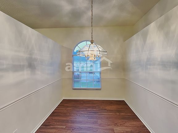5th image of 12636 Enclave Dr