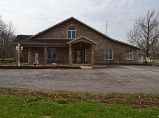 23897 N Aut Ln, Centralia, IL 62801