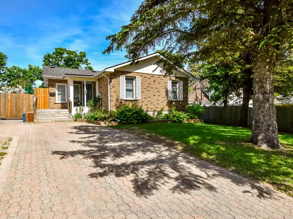 7 Wesley St, Barrie, ON L4N 2A4