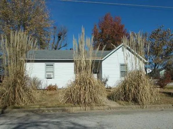 509 E Park Ave, Union, MO 63084
