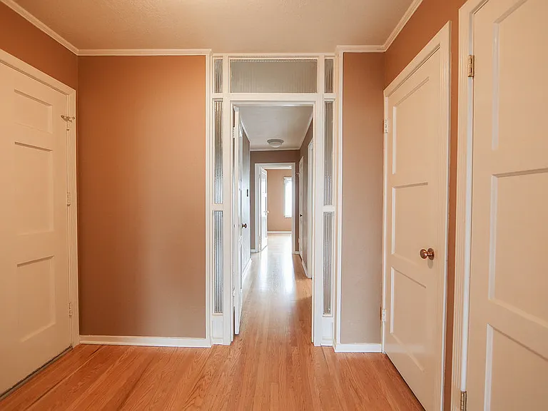 44 Ashton Ave — Photo 13