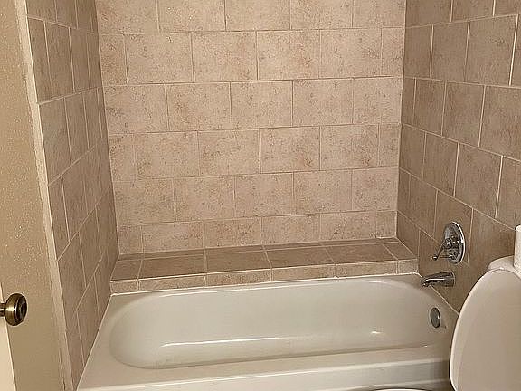 5th image of 2814 S Bartell Dr APT 22
