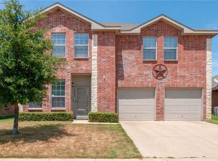 4800 Blue Top Dr, Fort Worth, TX 76179