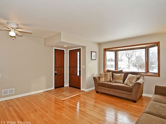 2nd image of 3511 Giddings Ave SE